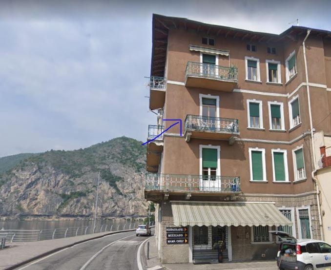 Casa Paradise Castro (Lombardy) Exterior foto